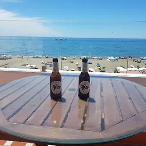 Apartment Centrico Atico Junto Al Mar, Rincon de la Victoria